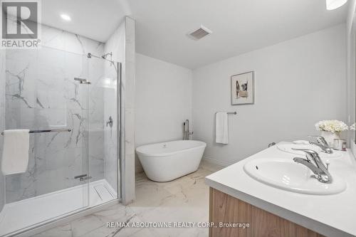 5691 Churchs Lane, Niagara Falls, ON - Indoor Photo Showing Bathroom