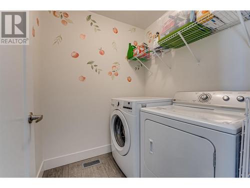 933 Mt. Robson Place Unit# 15, Vernon, BC - Indoor Photo Showing Laundry Room