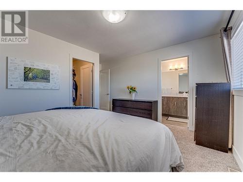 933 Mt. Robson Place Unit# 15, Vernon, BC - Indoor Photo Showing Bedroom