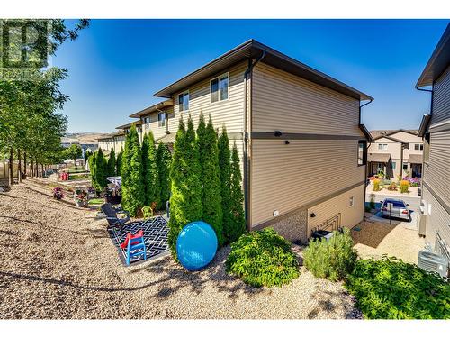 933 Mt. Robson Place Unit# 15, Vernon, BC - Outdoor With Exterior