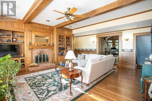 1707 Queen St, Sault Ste Marie, ON - Indoor Photo Showing Living Room With Fireplace