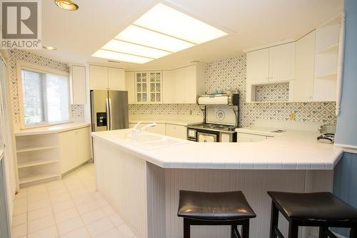 1707 Queen St, Sault Ste Marie, ON - Indoor Photo Showing Kitchen