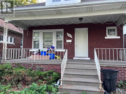 747 Partington, Windsor, ON - Outdoor With Deck Patio Veranda