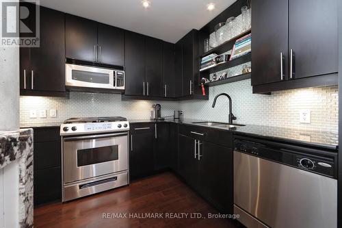 703 - 42 Camden Street, Toronto (Waterfront Communities), ON - Indoor Photo Showing Kitchen With Upgraded Kitchen