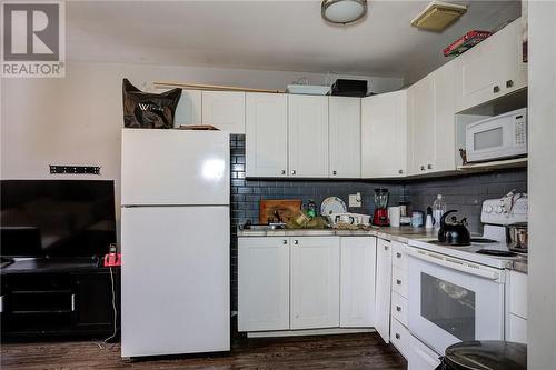 726 Barrydowne Road, Greater Sudbury, ON - Indoor Photo Showing Kitchen