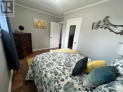 37 Aldborough Avenue, St. Thomas, ON - Indoor Photo Showing Bedroom