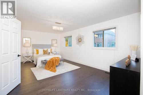 27 Alpine Crescent, Richmond Hill, ON - Indoor Photo Showing Bedroom