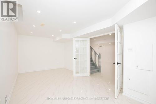 27 Alpine Crescent, Richmond Hill, ON - Indoor Photo Showing Other Room