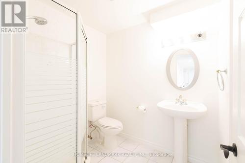 27 Alpine Crescent, Richmond Hill, ON - Indoor Photo Showing Bathroom