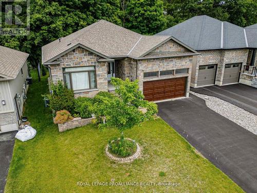 29 Autumn Grove, Quinte West, ON - Outdoor