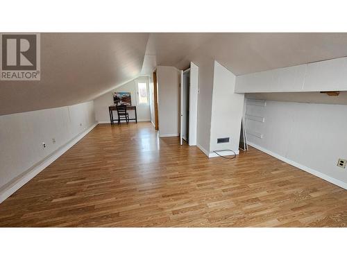 537 Hurry  Nw Avenue, Cranbrook, BC - Indoor Photo Showing Other Room