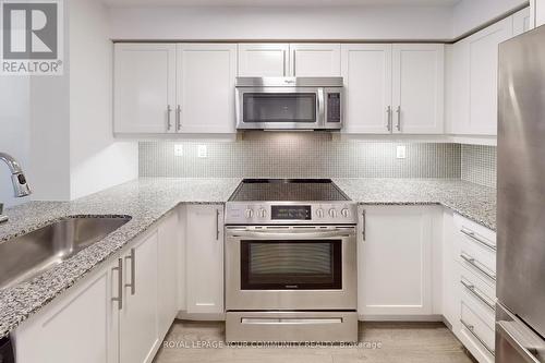 608 - 125 Western Battery Road, Toronto (Niagara), ON - Indoor Photo Showing Kitchen