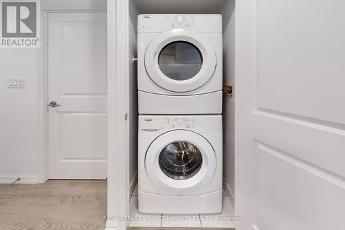 608 - 125 Western Battery Road, Toronto (Niagara), ON - Indoor Photo Showing Laundry Room