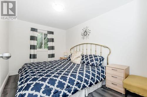 1221 River Road E, Wasaga Beach, ON - Indoor Photo Showing Bedroom