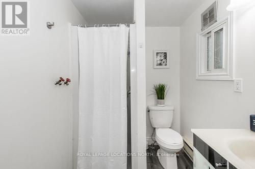 1221 River Road E, Wasaga Beach, ON - Indoor Photo Showing Bathroom