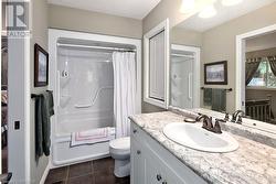 941 5th Avenue 'A' East, Owen Sound - Bathroom Main - 