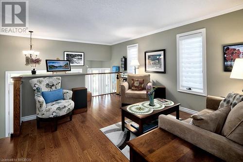 941 5th Avenue 'A' East, Owen Sound - Living Room - 941 5Th Avenue A E, Owen Sound, ON - Indoor Photo Showing Living Room