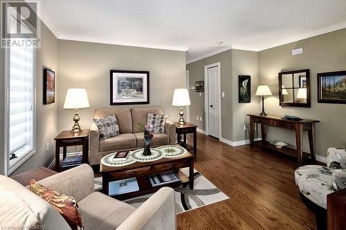 941 5th Avenue 'A' East, Owen Sound - Living Room - 941 5Th Avenue A E, Owen Sound, ON - Indoor Photo Showing Living Room