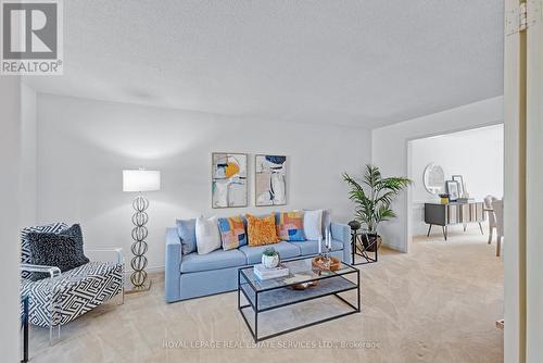 3506 Stedford Road, Oakville, ON - Indoor Photo Showing Living Room