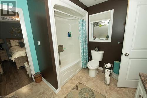 760 Waterloo Street, Mount Forest, ON - Indoor Photo Showing Bathroom