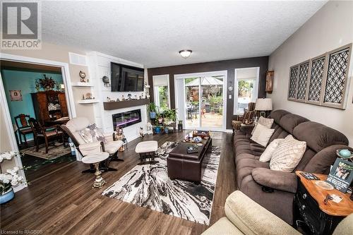 760 Waterloo Street, Mount Forest, ON - Indoor Photo Showing Living Room With Fireplace