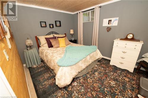 760 Waterloo Street, Mount Forest, ON - Indoor Photo Showing Bedroom