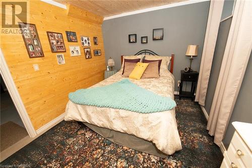 760 Waterloo Street, Mount Forest, ON - Indoor Photo Showing Bedroom