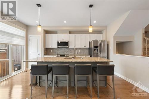 2536 River Mist Road, Ottawa, ON - Indoor Photo Showing Kitchen With Upgraded Kitchen