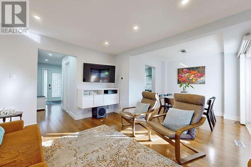 24 Blossom Avenue, Brampton, ON - Indoor Photo Showing Living Room