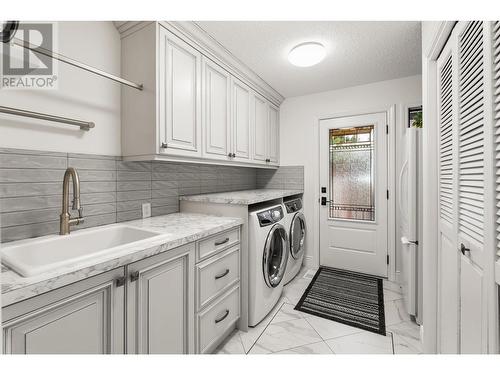 146 Yorkton Avenue, Penticton, BC - Indoor Photo Showing Laundry Room