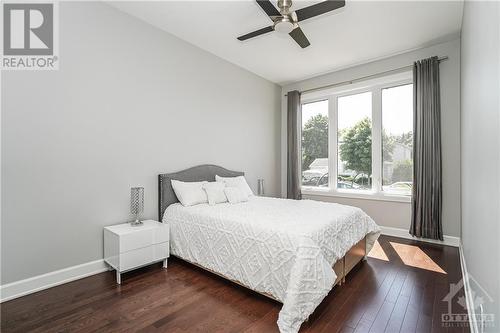 7 Phillip Drive, Nepean, ON - Indoor Photo Showing Bedroom