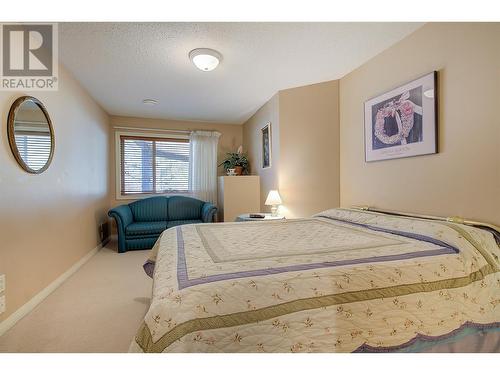 4074 Gellatly Road Unit# 126, West Kelowna, BC - Indoor Photo Showing Bedroom