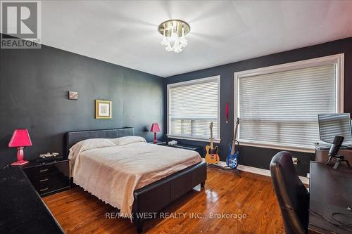 190 Sandys Drive, Vaughan, ON - Indoor Photo Showing Bedroom