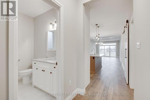 140 Shirley Street, Thames Centre (Thorndale), ON - Indoor Photo Showing Bathroom