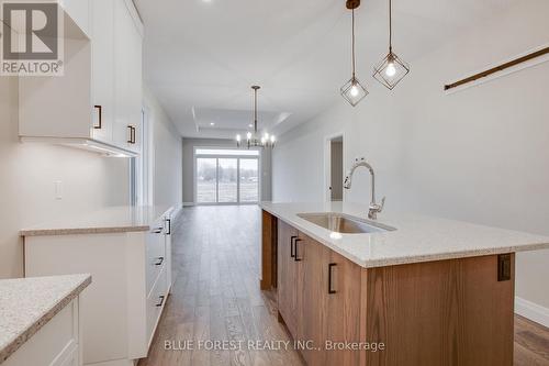 140 Shirley Street, Thames Centre (Thorndale), ON - Indoor Photo Showing Kitchen