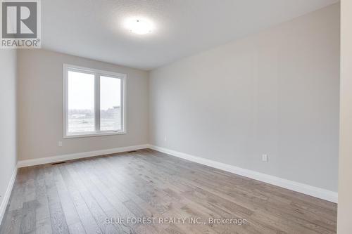 140 Shirley Street, Thames Centre (Thorndale), ON - Indoor Photo Showing Other Room