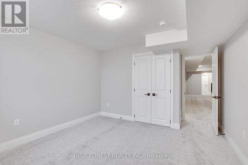 140 Shirley Street, Thames Centre (Thorndale), ON - Indoor Photo Showing Other Room