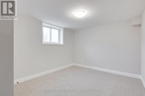 140 Shirley Street, Thames Centre (Thorndale), ON - Indoor Photo Showing Other Room