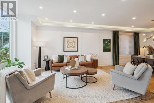 36 Brooklawn Avenue, Toronto (Cliffcrest), ON - Indoor Photo Showing Living Room