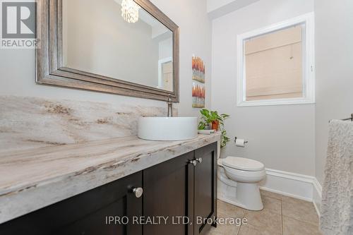 82 Joseph Crescent, Barrie (Painswick South), ON - Indoor Photo Showing Bathroom