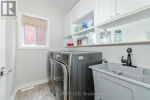 82 Joseph Crescent, Barrie (Painswick South), ON - Indoor Photo Showing Laundry Room