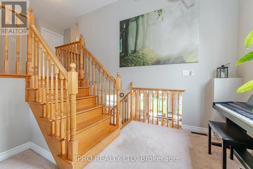 82 Joseph Crescent, Barrie, ON - Indoor Photo Showing Other Room