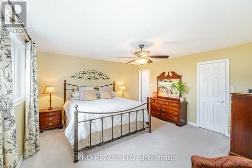 82 Joseph Crescent, Barrie (Painswick South), ON - Indoor Photo Showing Bedroom