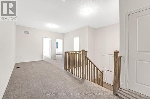 19 Lidstone Street, Cambridge, ON - Indoor Photo Showing Other Room