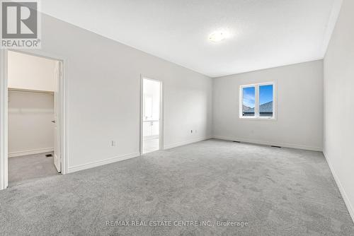 19 Lidstone Street, Cambridge, ON - Indoor Photo Showing Other Room