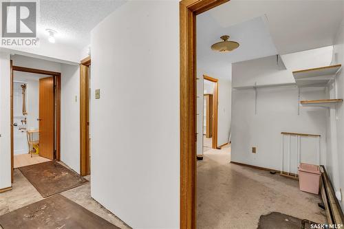 1207 Elliott Street, Saskatoon, SK - Indoor Photo Showing Other Room