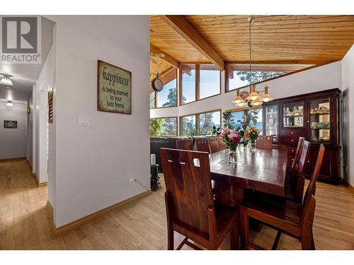 1601B Ponderosa Way, Merritt, BC - Indoor Photo Showing Dining Room