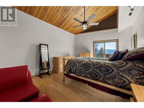 1601B Ponderosa Way, Merritt, BC - Indoor Photo Showing Bedroom