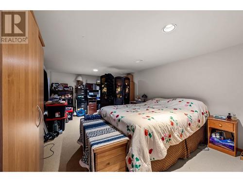 1601B Ponderosa Way, Merritt, BC - Indoor Photo Showing Bedroom