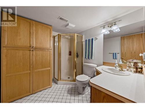 1601B Ponderosa Way, Merritt, BC - Indoor Photo Showing Bathroom